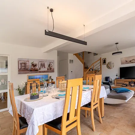 Belle Maison De Feriehus *